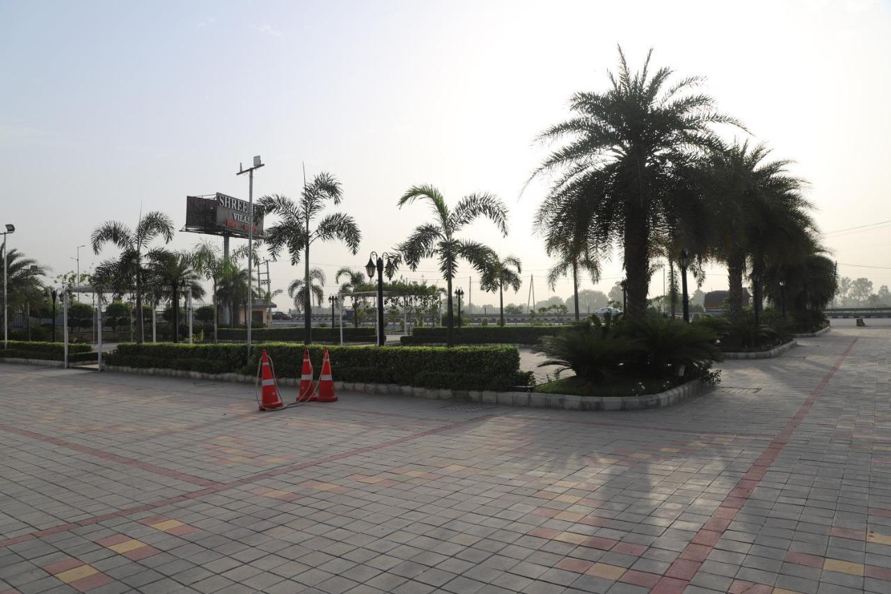 Shree Jee Vilas Sonipat Esterno foto